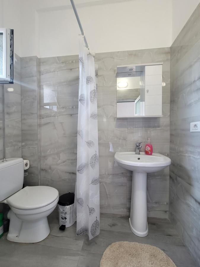 M&J Home Ksamil Exterior photo