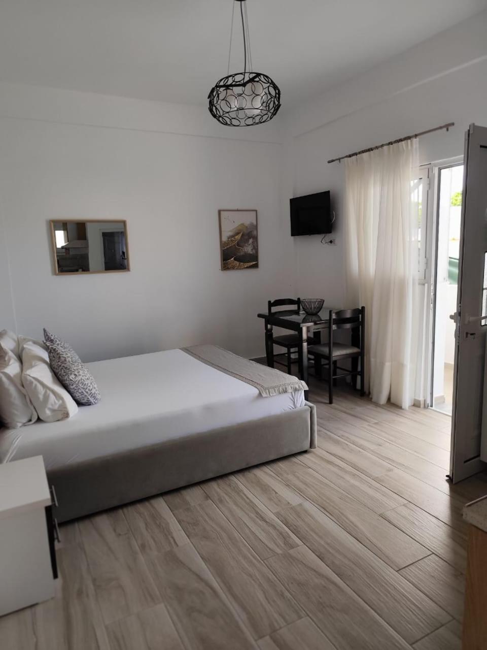 M&J Home Ksamil Exterior photo